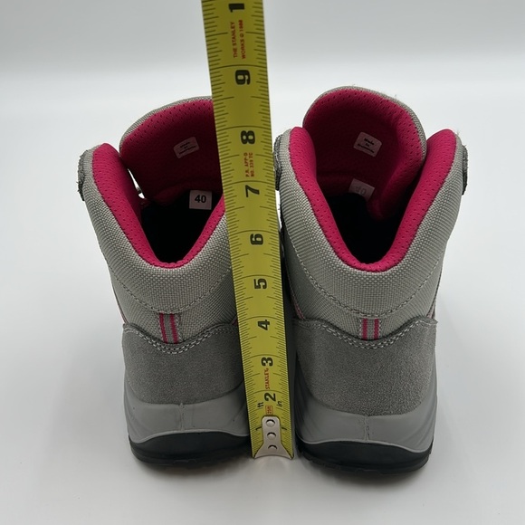 2066- Garsport Women's Gray Hiking Boots Made In Romania Size 9 - Picture 5 of 9